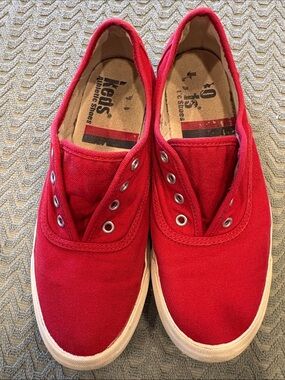 Pro Keds Red Canvas Lace Up Sneakers Women’s Size 8.5 Classic Casual Shoes